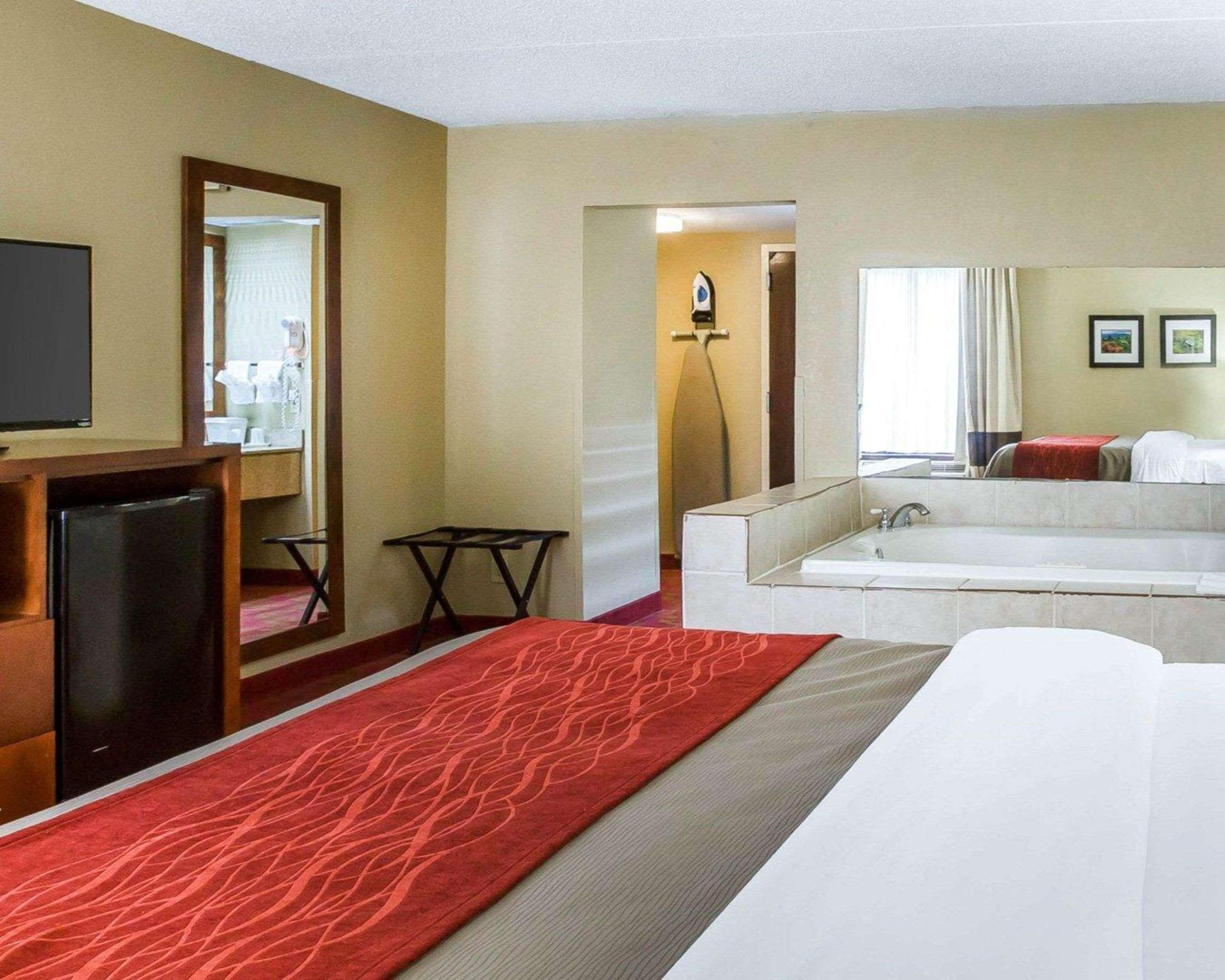 Comfort Inn Matthews / Charlotte Extérieur photo