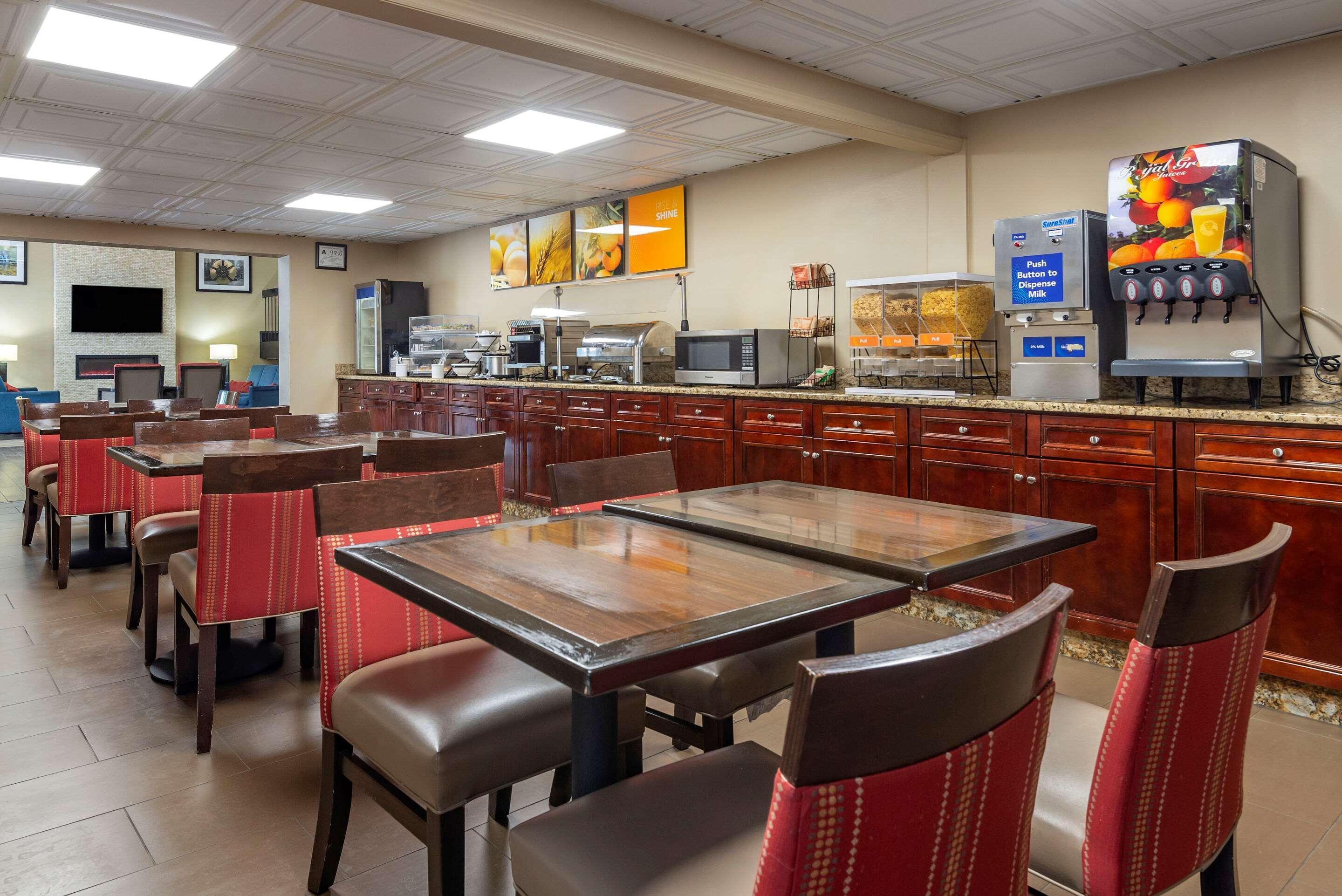Comfort Inn Matthews / Charlotte Extérieur photo