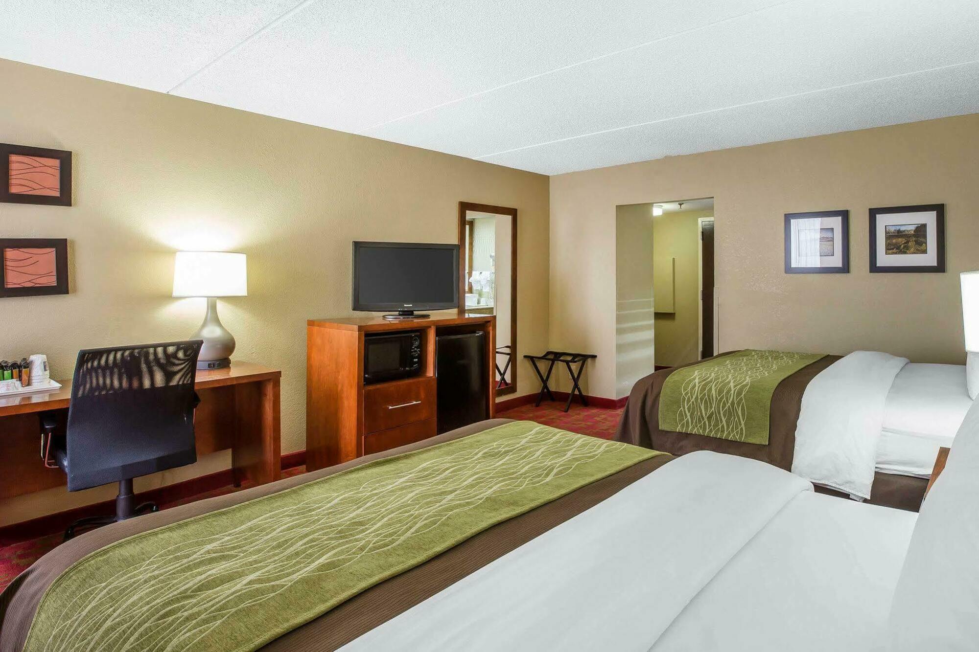 Comfort Inn Matthews / Charlotte Extérieur photo